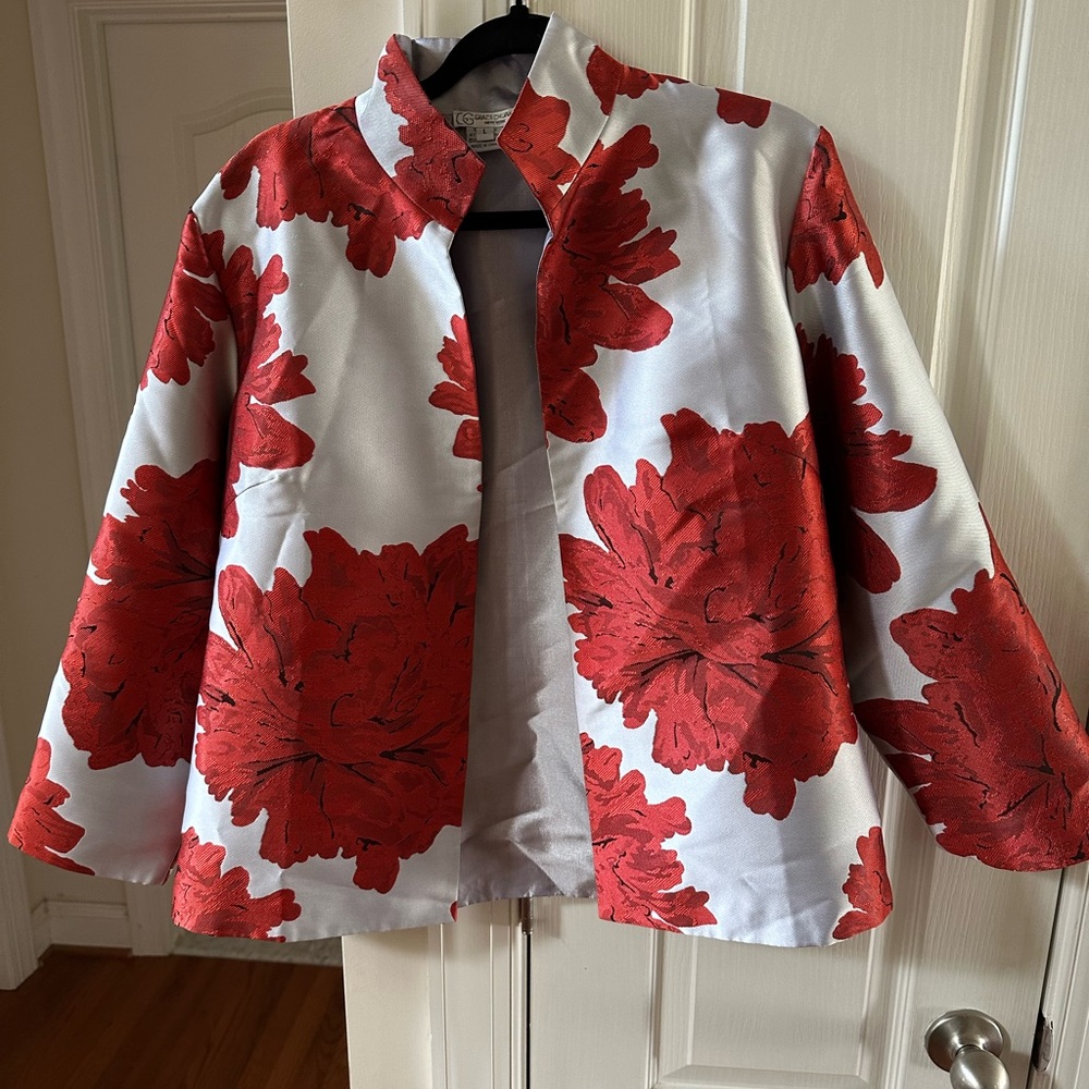 Grace Chung New York Red and White Floral Blazer with Structured Collar